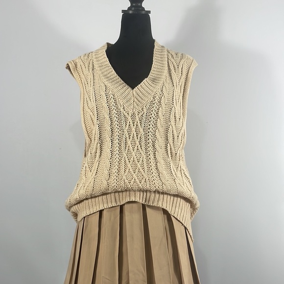 Ivory Sweater Vest,Knit Sweater Vest,Sleeveless Casual Knit,V neck,long,small - Picture 3 of 11